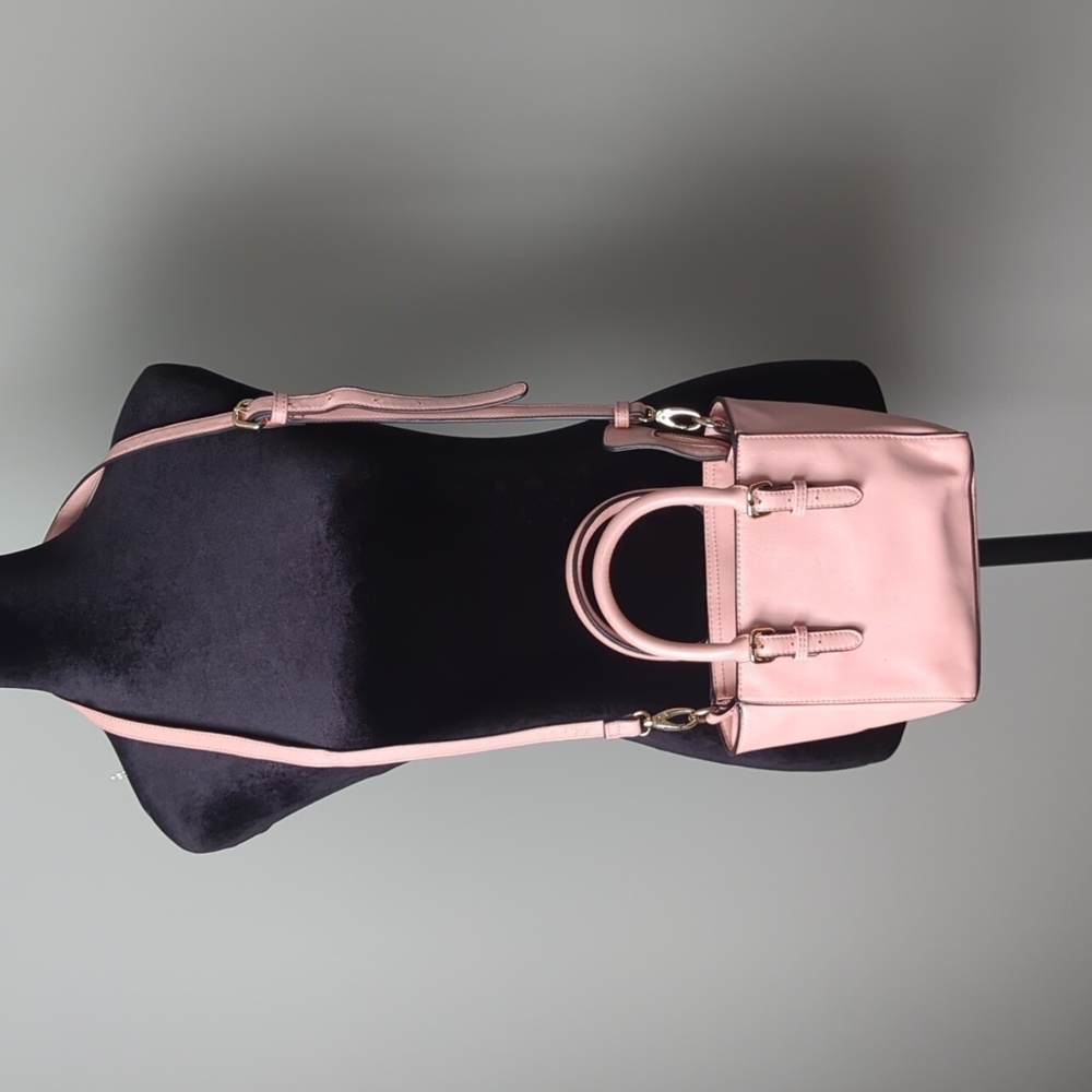 FOREVER 21 Faux Leather Tote Bag - Picture 2 of 8